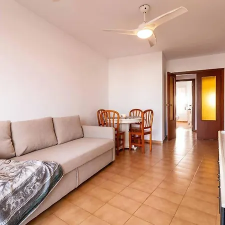 Mare Nostrum Junto A La Marina Apartment