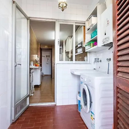 Mare Nostrum Junto A La Marina Apartment